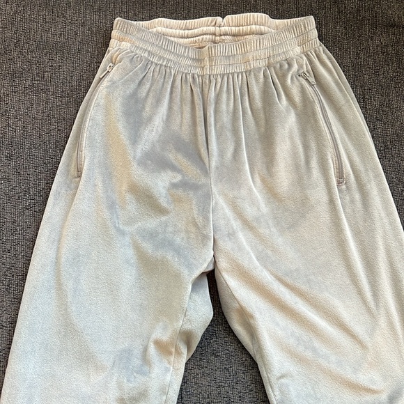 Skims Women's Grey Tracksuit SET - Picture 4 of 5